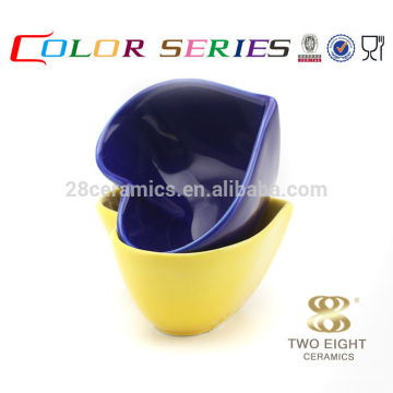 microwave ceramic heart shape bowl , colors deep bowl for wholesale